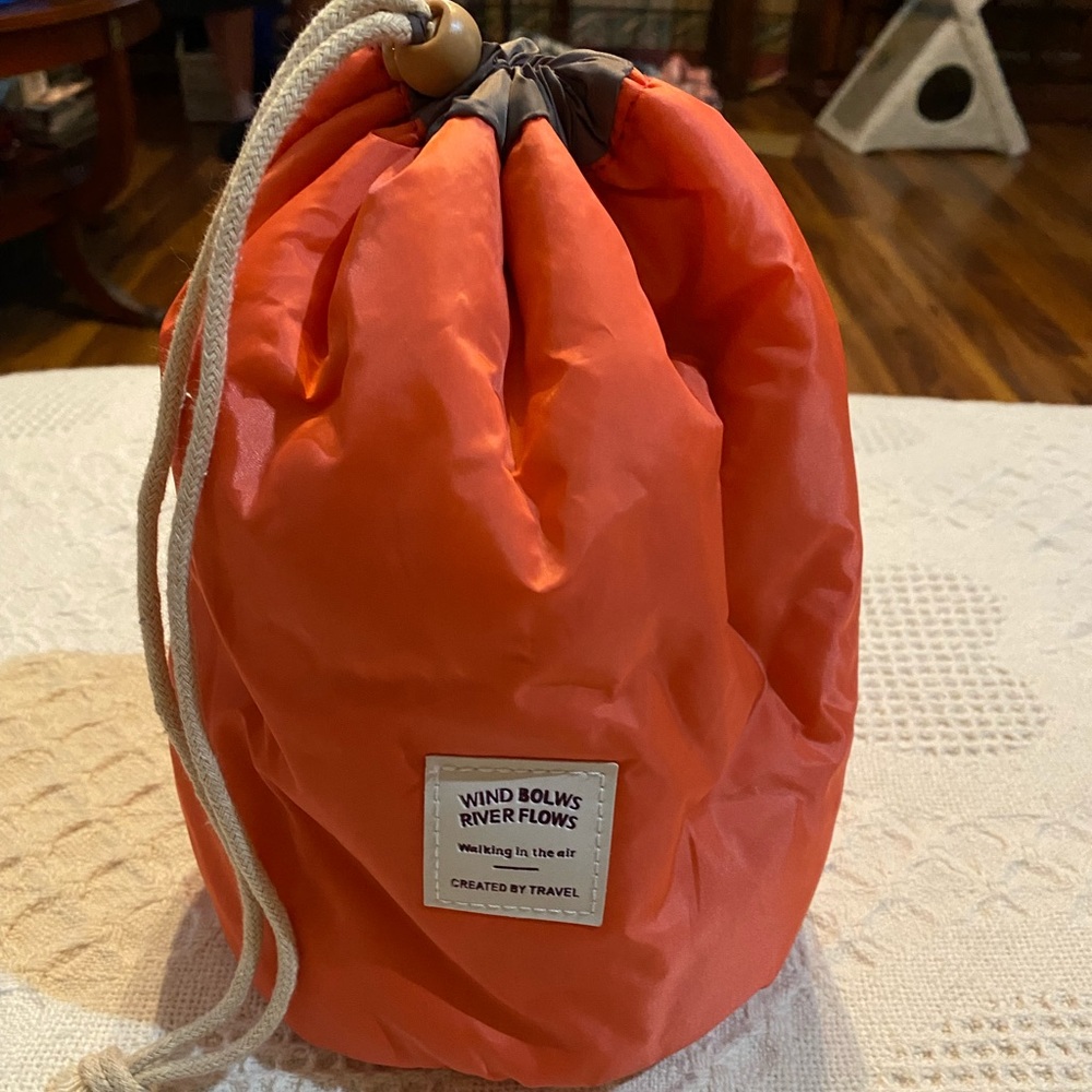 Drawstring travel bag